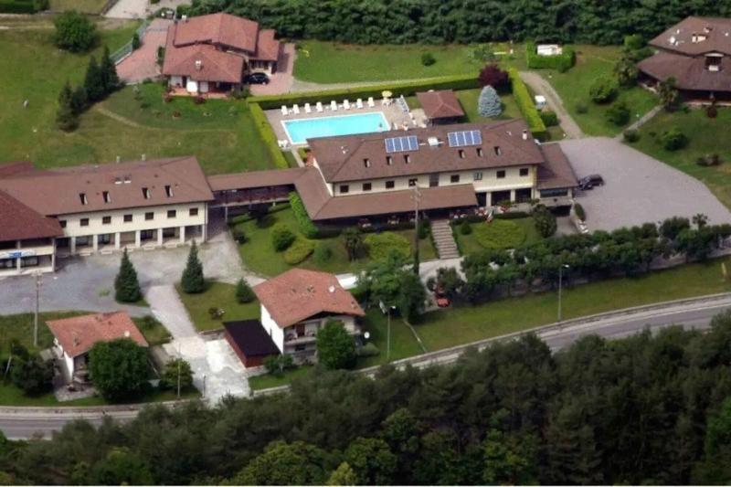Hotel Merloni Grandola ed Uniti Exterior photo