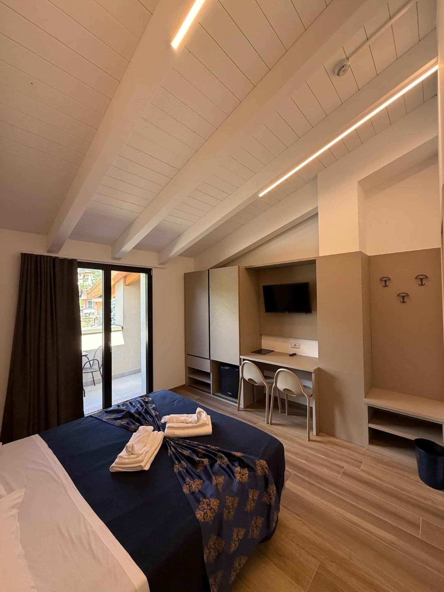Hotel Merloni Grandola ed Uniti Exterior photo